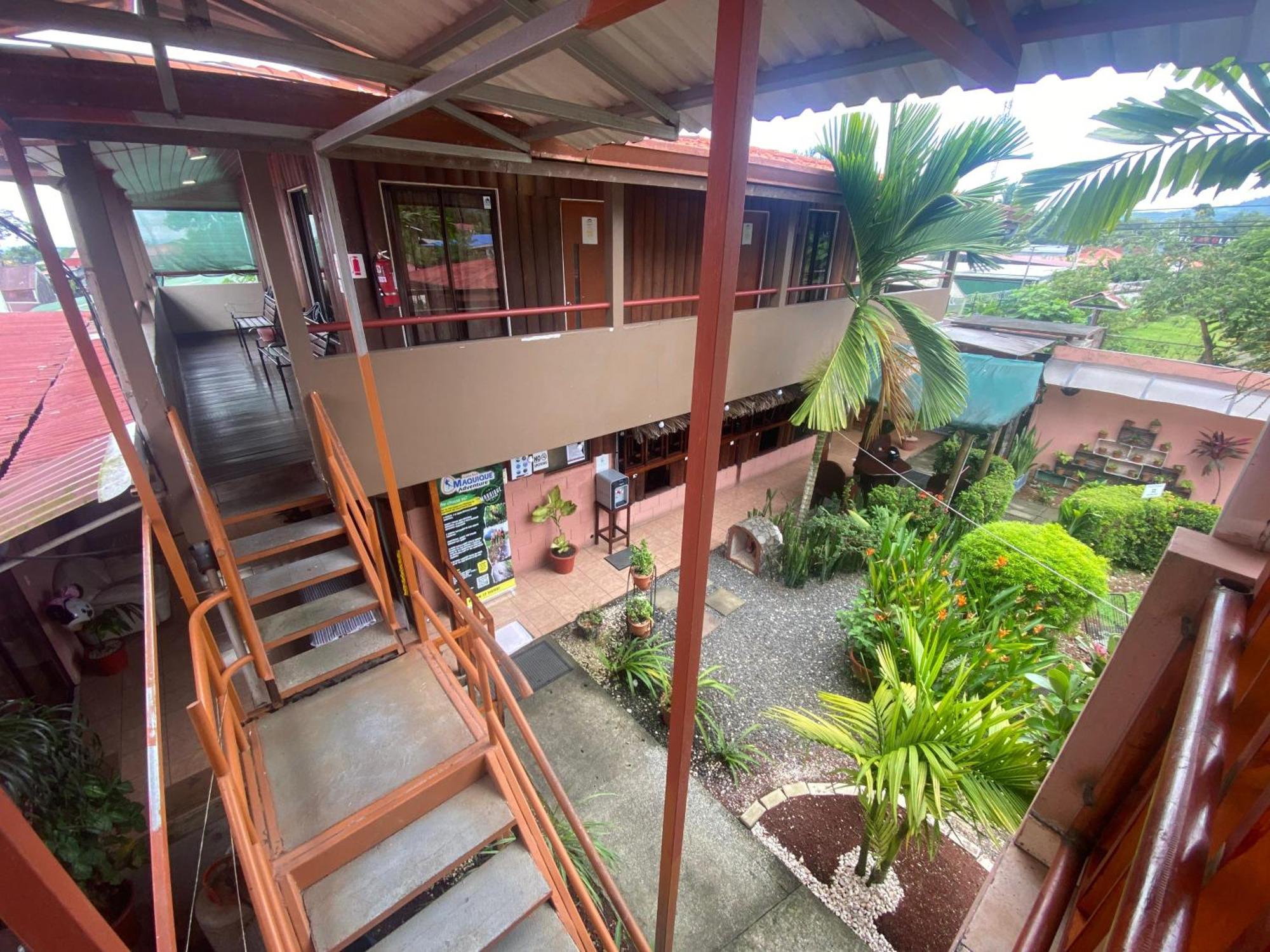 Hotel La Choza Inn La Fortuna Екстер'єр фото